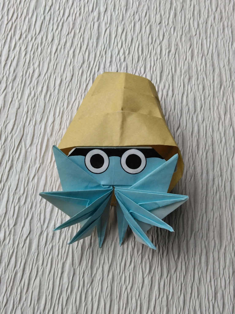 折り紙オムナイト初号